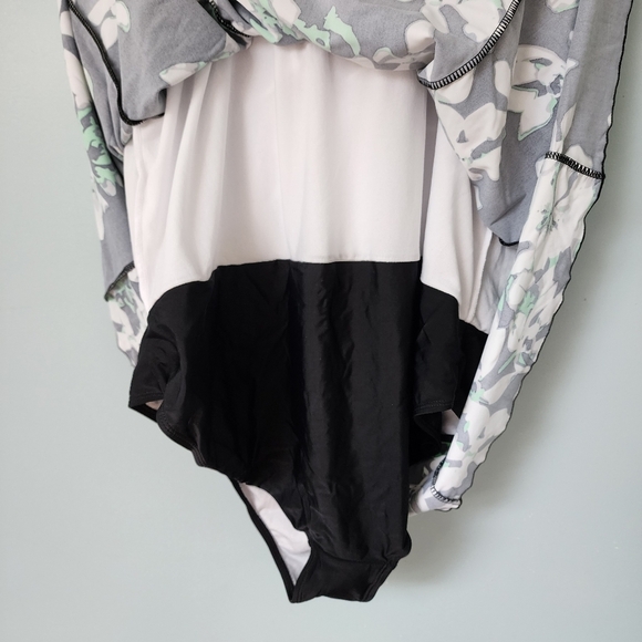 NWT Wantdo Womens Swimdress 26W-28W Floral Modest Black Green - Picture 4 of 6